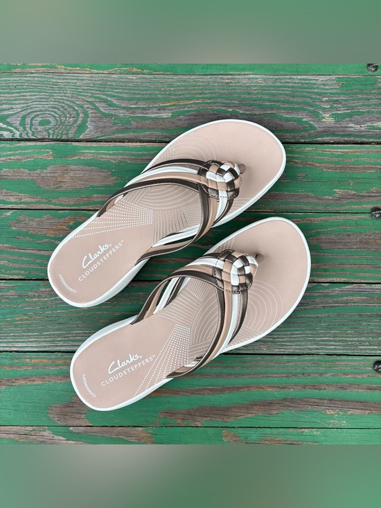 Clarks Shoes - Clarks CloudSteppers Breeze Coral Sandals Sz 7 Slippers Flip Flop